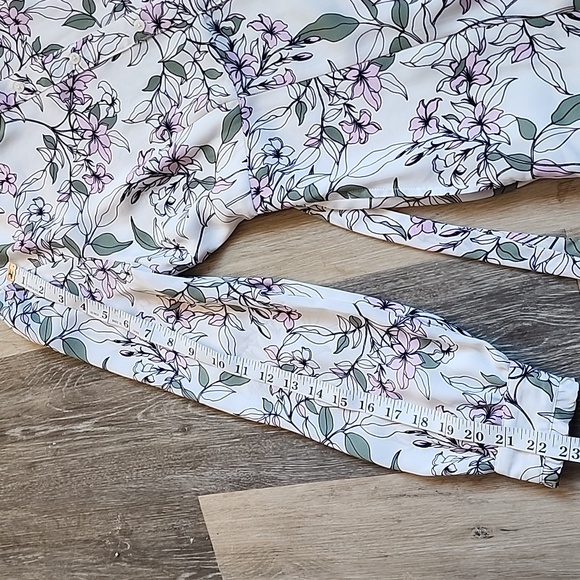 Floral  Dress in White and Purple - Picture 9 of 16